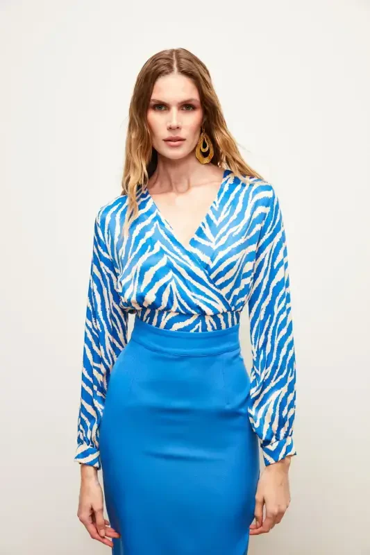 V-Neck Zebra Pattern Satin Blouse - SAX BLUE - SATEEN