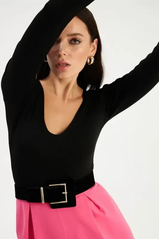 V-образный Трикотажный Кроп-топ - Черный-ЧЕРНЫЙ - 4