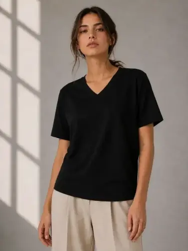 V Yaka Basic Tişört Kısa Kol Yazlık Regular Fit T-Shirt - Siyah - BÜYÜKBEDENIZ (1)