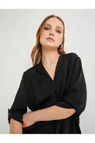 V Yaka Bluz Katlamali Kollu Regular Fit-Siyah 