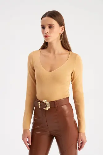 V Yaka Crop Triko - Bisküvi - BİSKÜVİ - SATEEN (1)