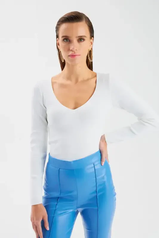 V Yaka Triko Crop - Ekru-EKRU - 3