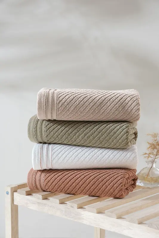 Valeron 50x90 4-piece Hand & Face Towel Set - 1