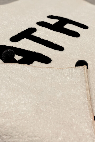 Ванная коврика с черными помпонами и надписью 90×57 - 5