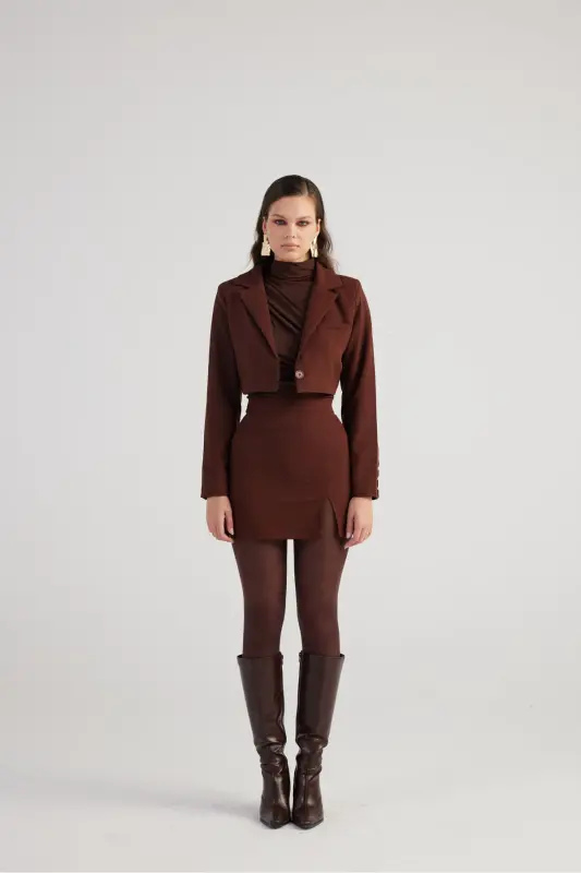 Vatkalı Atlas Kumaş Crop Model Panky Ceket Kahverengi-Kahverengi - 3