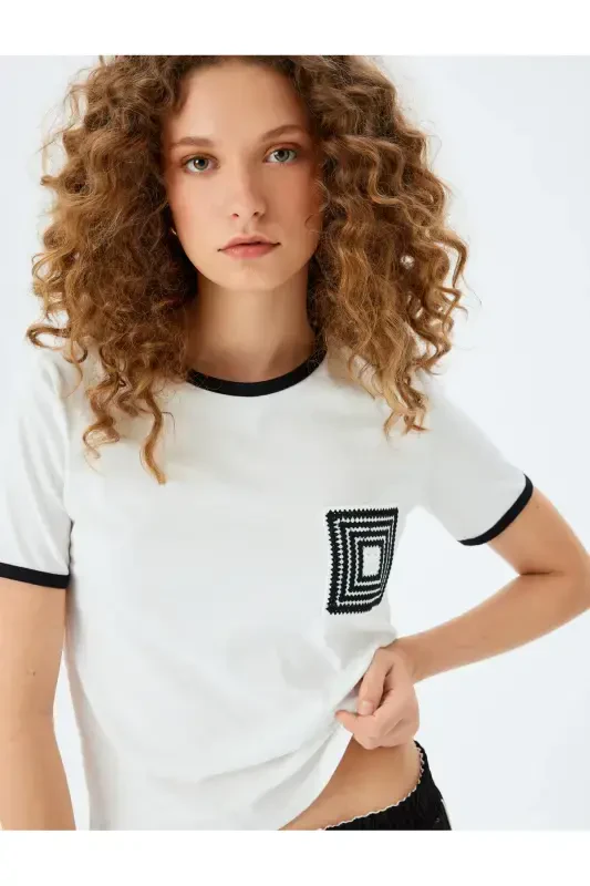 Velosiped yoqali brode detalli qisqa yengli futbolka - 1