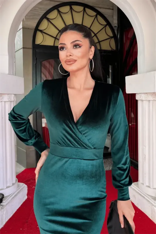 Velvet Fabric Crossover Collar Pencil Dress - EMERALD GREEN - 4