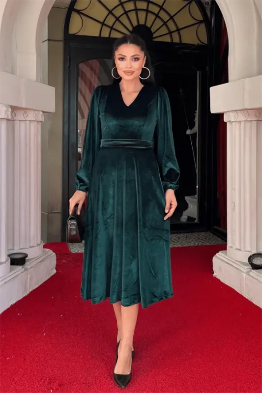 Velvet Fabric V Neck Midi Dress - EMERALD GREEN - BÜYÜKBEDENIZ