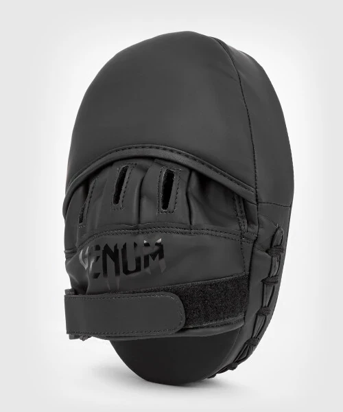 Venum Classic Curved Punching Mitts for Boxing, MMA Muay Thai Boxing Pads for Training, Punch Focus Mitts, Hand Pads Sparring Gear, Strike Shield - Black - Unisex - 3