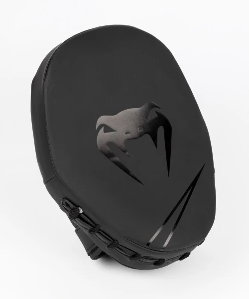 Venum Classic Curved Punching Mitts for Boxing, MMA Muay Thai Boxing Pads for Training, Punch Focus Mitts, Hand Pads Sparring Gear, Strike Shield - Black - Unisex - 5