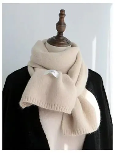 Verdusa Women's Knitted Scarf Letter Patched Neck Gaiter Warm Winter Scarves - VERDUSA (1)