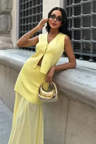 Vest And Pleated Skirt Knitted Suit 10001 - 2