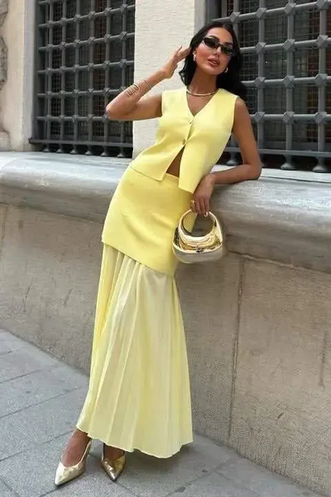 Vest And Pleated Skirt Knitted Suit 10001 - 8