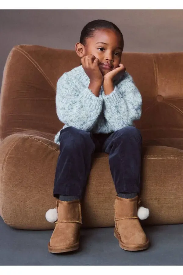 Вязаный свитер двух цветов - 7