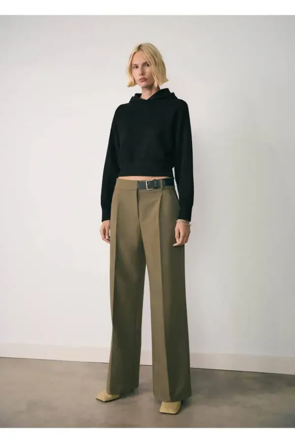 Вязаный свитер с капюшоном - 2