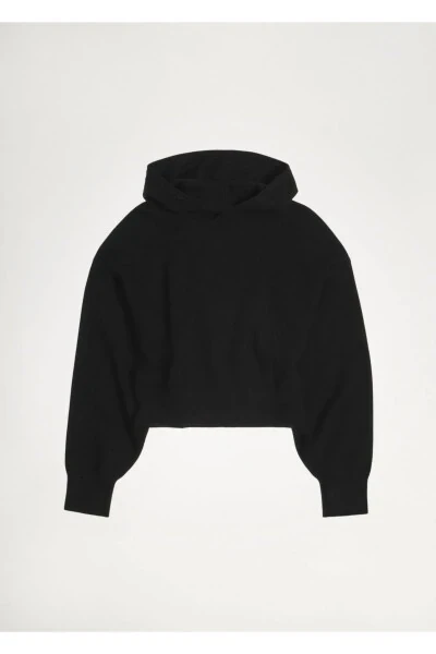 Вязаный свитер с капюшоном - 6