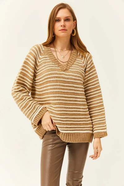 Вязаный свитер с V-образным вырезом и полосками мягкой текстуры для женщин KZK-19000739 - 6