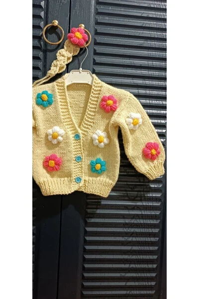 Вязаный вручную детский кардиган с цветами - EL ÖRGÜSÜ CİCİ BEBE (1)