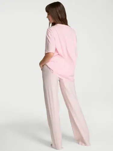 Victoria's Secret Women's Tee Pajama Set, Short Sleeve T-Shirt & Flannel Pants - VICTORIA'S SECRET (1)