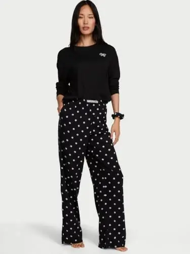 Victoria's Secret Women's Tee Pajama Set, Short Sleeve T-Shirt & Flannel Pants - Victoria's Secret (1)