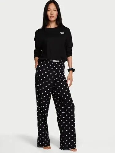 Victoria's Secret Women's Tee Pajama Set, Short Sleeve T-Shirt & Flannel Pants - Victoria's Secret (1)