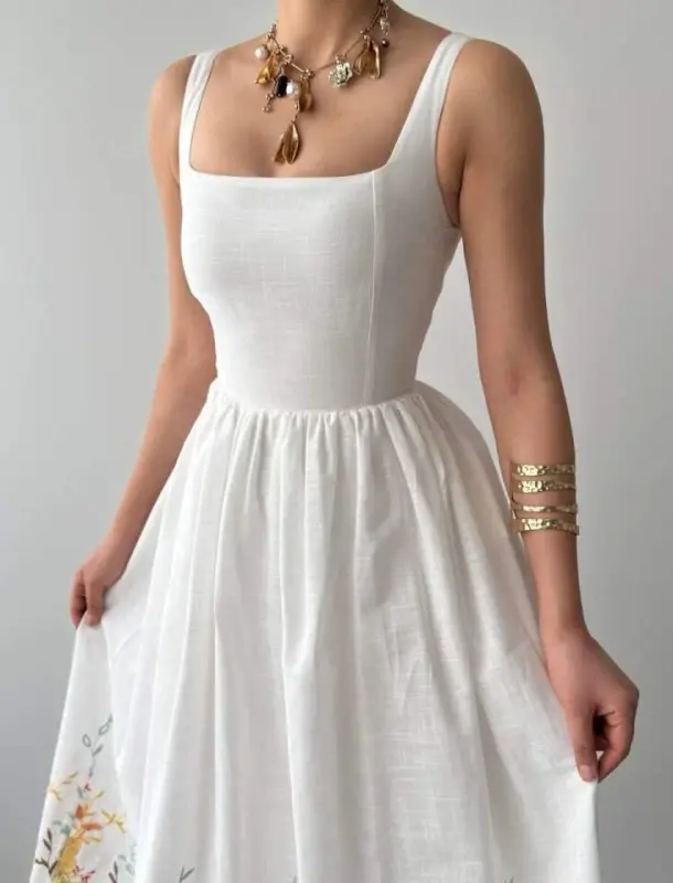 Vintage Floral Dress - 8