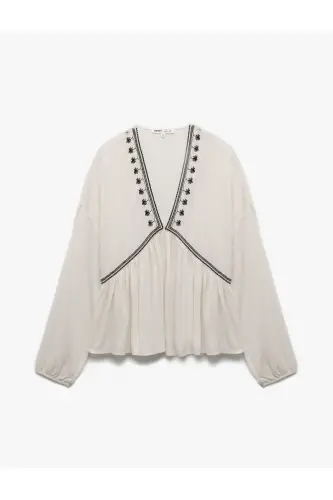 Viscose Fabric Embroidered Detail Long Sleeve V-Neck Blouse - 3