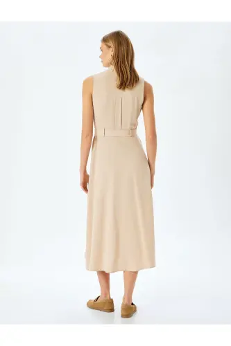 Ärmelloses, langes Hemdkleid aus Viskose-Leinen-Mischgewebe mit Taschen und Gürtel - Ecru - 4