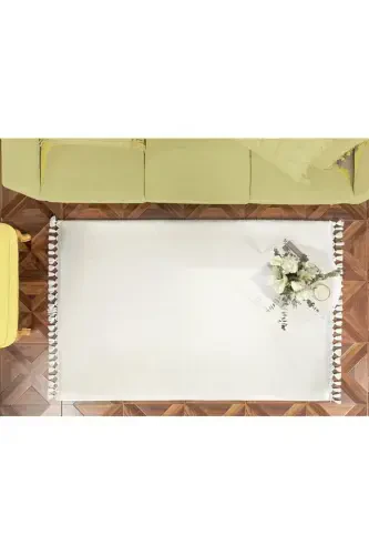 Vl Comfort Ponpon Saçaklı Peluş Halı Beyaz-Beyaz - VALERY HOME (1)