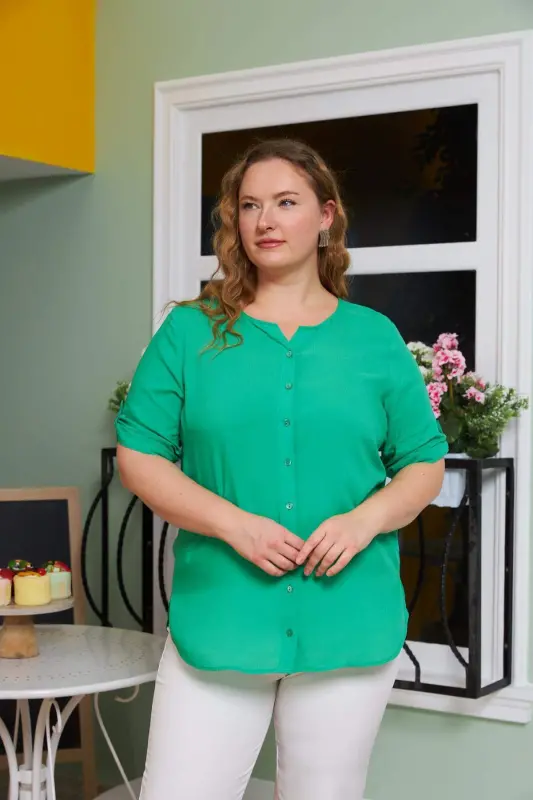 Voile Viscose Plus Size Green Shirt with Sleeve Detail - BÜYÜKBEDENIZ
