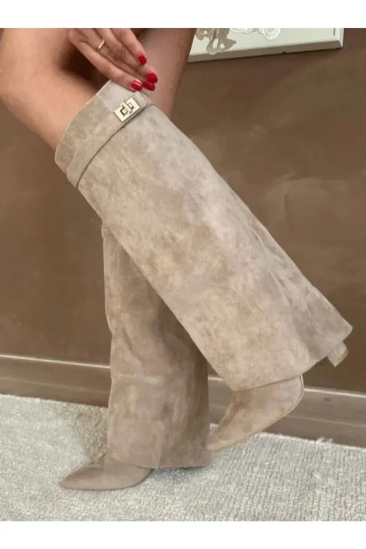 Volante Tozluk Detaylı Vizon Süet Kadın Topuklu Çizme-Vizon Süet - 2