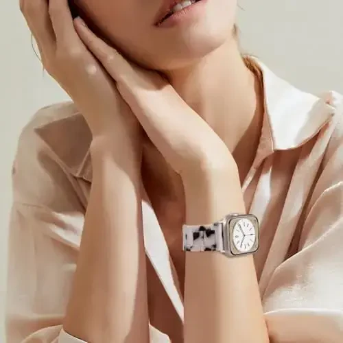 V.R.HOPE Ayollar uchun Apple Watch Band bilan mos keladigan qatronli soat tasmasi 38mm 40mm 41mm 42mm Yulduzli moda Yengil bilaguzuk iWatch Series 11/10/9/8/7/6/5/4/3/2/1/SE3 uchun (Qora gul - Yulduzli) - 6