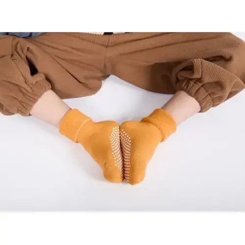 VWU Baby Toddler Kids Ankle Crew Socks with Grips Unisex Warm Thick Cotton Winter Socks 0-10 Years 6/8 Pack - 6