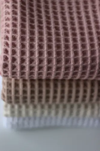 Waffle Bebek Battaniyesi %100 Pamuk - 75x80 Cm - Kundak , Havlu Ve Çok Amaçlı Kullanım - Pudra-Pudra - 7