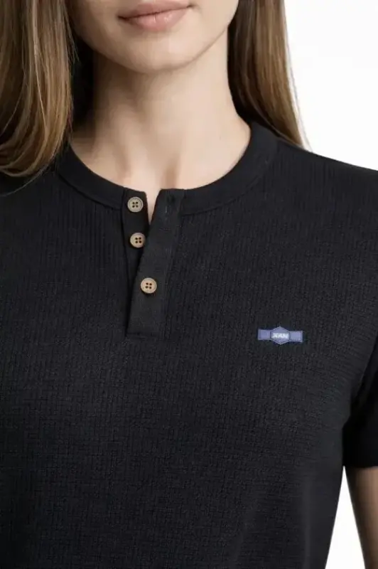 Waffle Dokulu Likralı Henley Yaka Düğmeli Regular Kısa Kollu T-Shirt - Siyah - 1