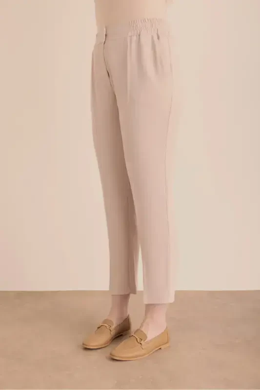Waisted Detailed Woven Carrot Trousers-Beige - 4