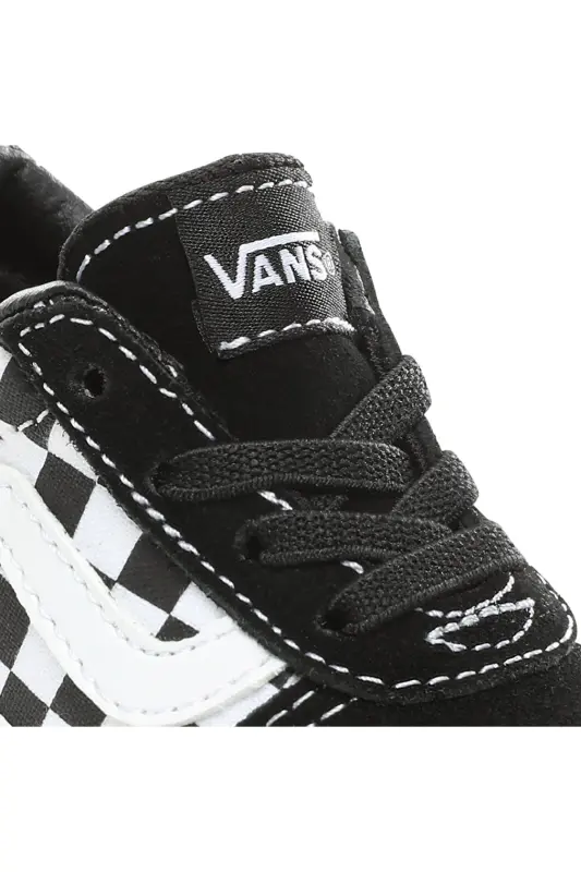 Td Ward Slip-on Unisex Çocuk Siyah Günlük Ayakkabı UNISEX ÇOCUK LS AYAKKABI VN0A3QU1PVJ1 - Siyah-BEYAZ - 6