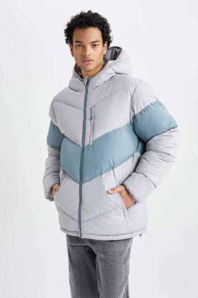 Water-Repellent Hooded Puffer Jacket with Zipper and Two Pockets in Gray - 4