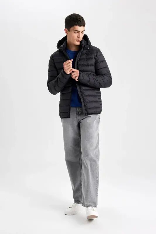 Water-Repellent Lightweight Puffer Jacket Slim Fit Narrow Cut Hooded Zippered Pocket Seasonal Black - 2