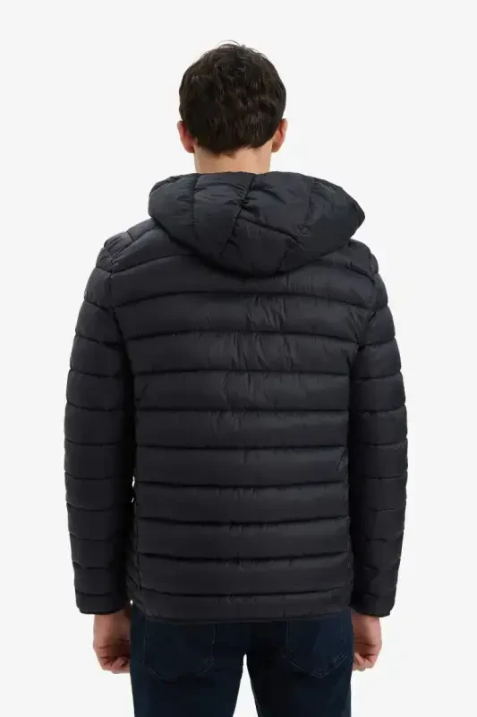 Water-Repellent Lightweight Puffer Jacket Slim Fit Narrow Cut Hooded Zippered Pocket Seasonal Black - 5