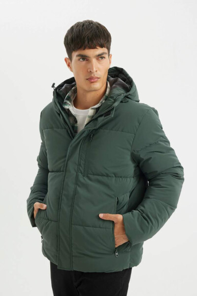 Water Repellent Zipper Hooded Coat with Snap Pockets in Green - 3