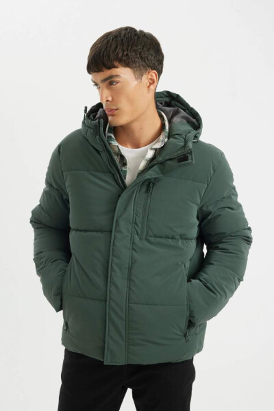 Water Repellent Zipper Hooded Coat with Snap Pockets in Green - 5