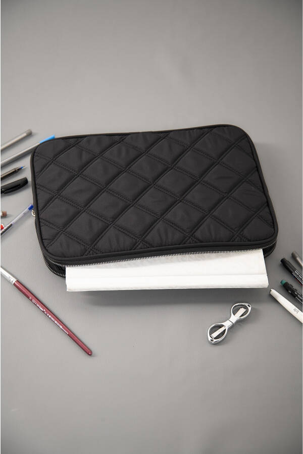 Water-resistant Quilted Laptop Sleeve Case Compatible with Macbook Air Pro 13 13.3 14 Inch. Black - 22