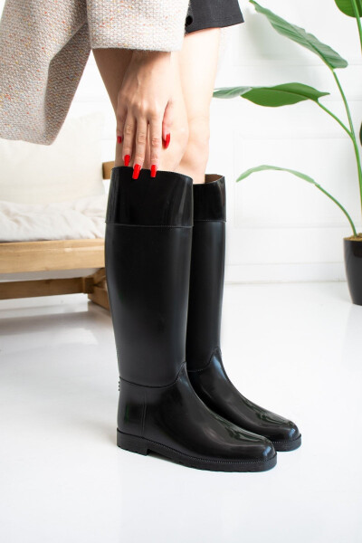 Waterproof black women's rain boots - 3