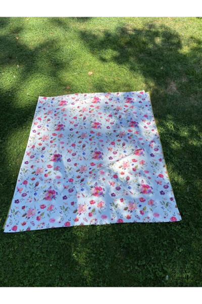 Waterproof Blanket for Beach Picnic Camping 140x170cm Floral Pattern - 3