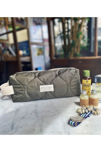 Waterproof Hair Styling Bag and Organizer - 21