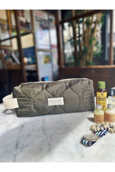 Waterproof Hair Styling Bag and Organizer - 7