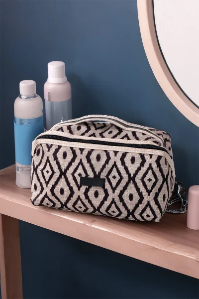 Waterproof Multipurpose Handle Makeup Bag Wide Compartment Travel Type Cosmetic Organizer - MELENI HOME (1)
