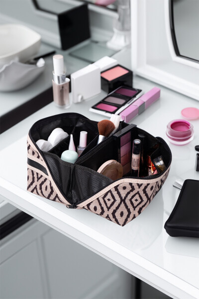 Waterproof Multipurpose Handle Makeup Bag Wide Compartment Travel Type Cosmetic Organizer - 5