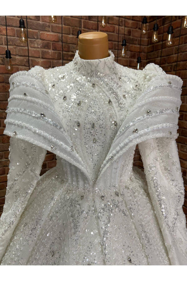 Wedding dress - 4